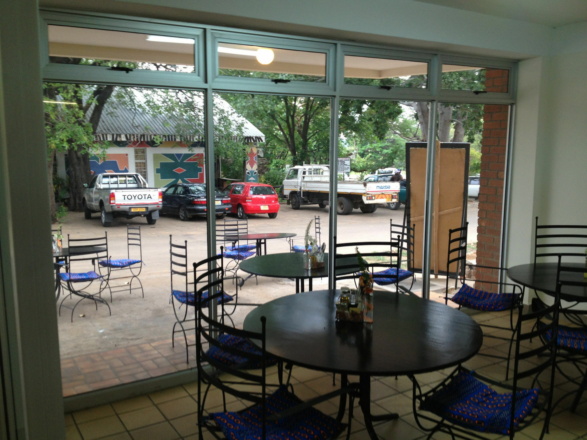 N1 Hotel & Campsite Victoria Falls Extérieur photo