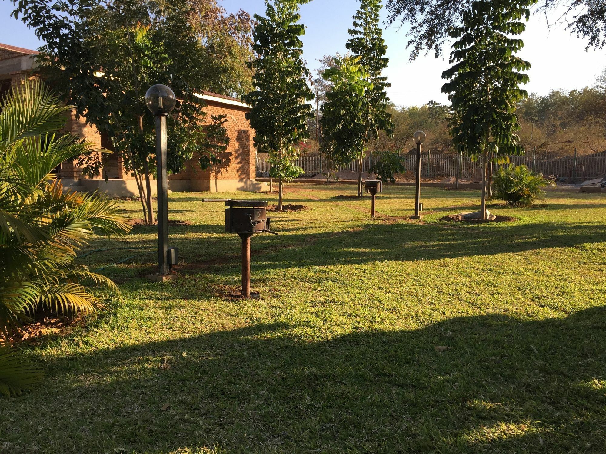 N1 Hotel & Campsite Victoria Falls Extérieur photo